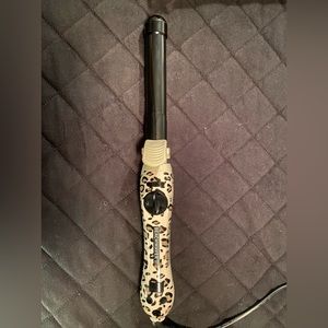 Beachwaver Curling Iron
